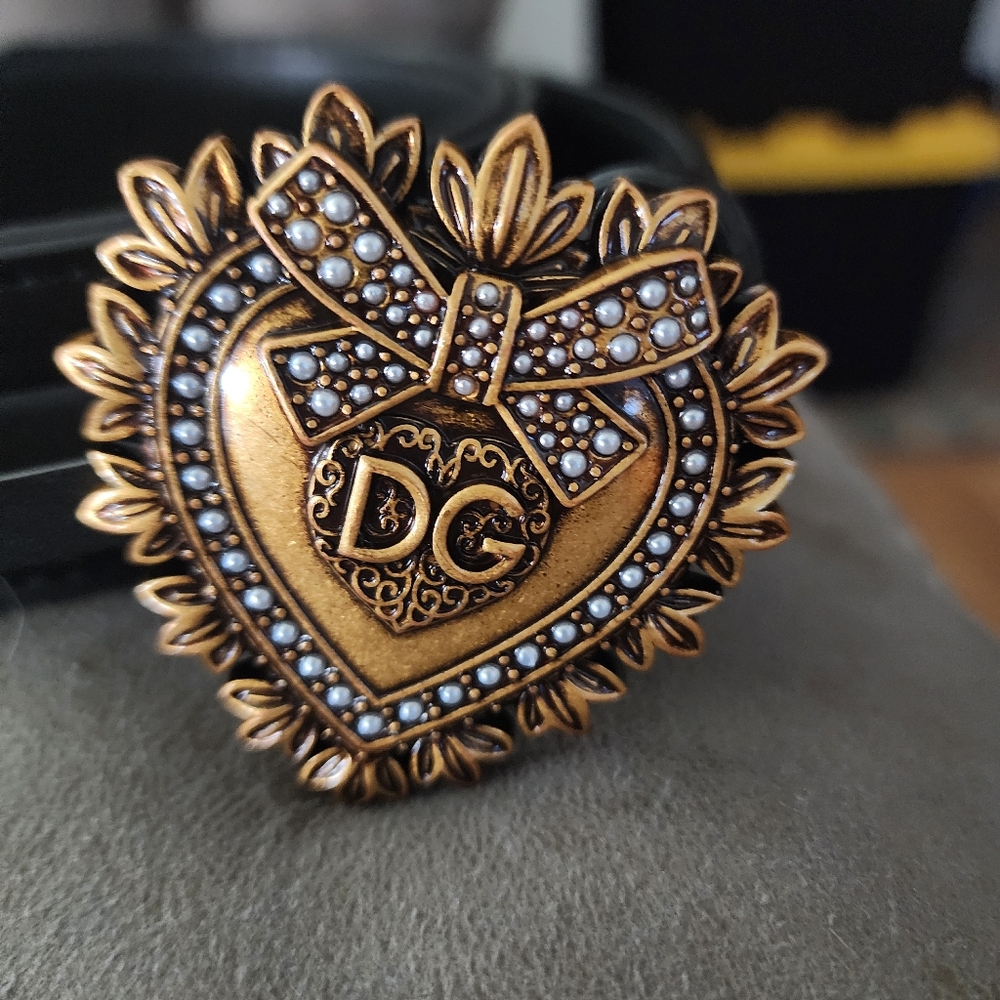 Dolce &cabana inspired leather belt